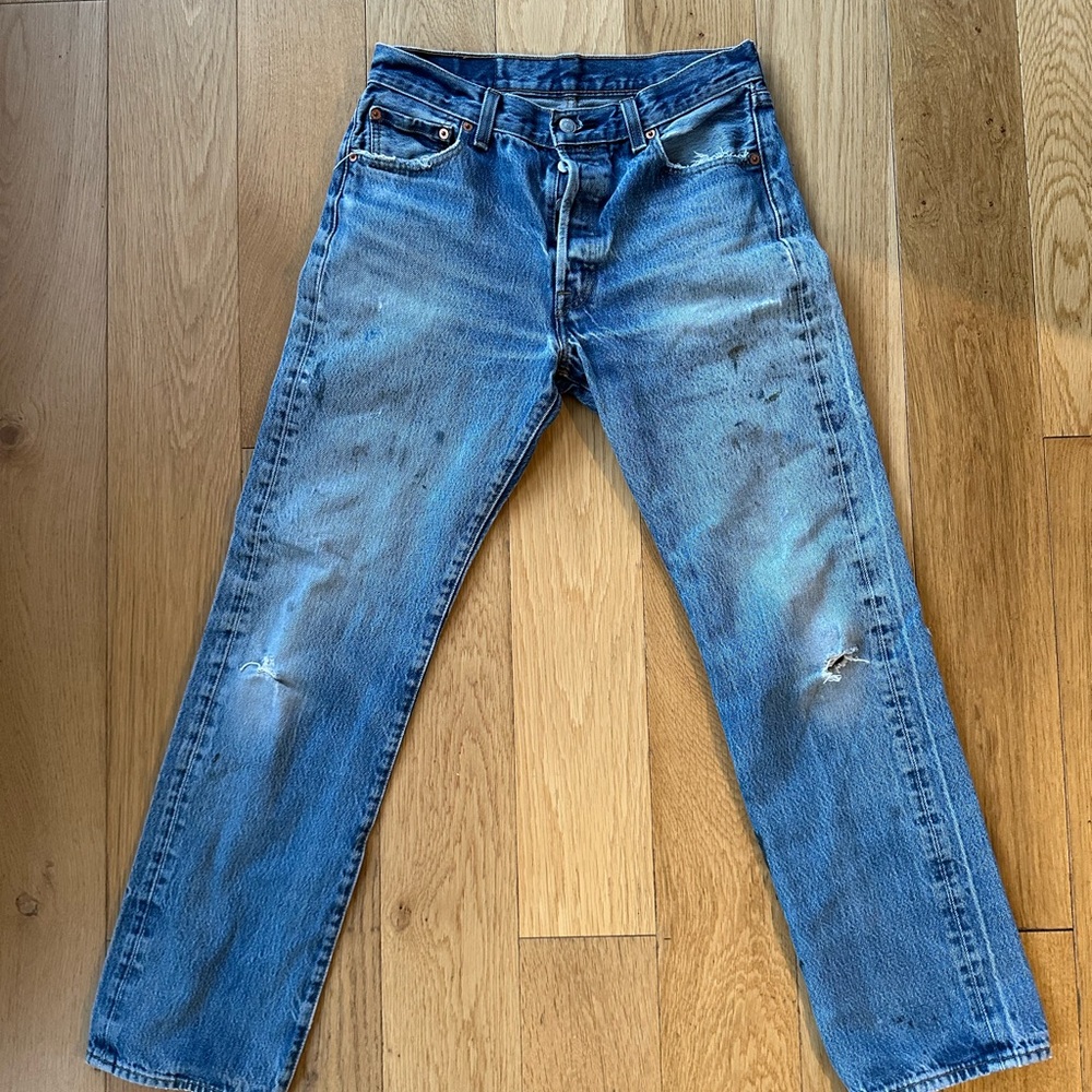 VINTAGE LEVIS DISTRESSED
